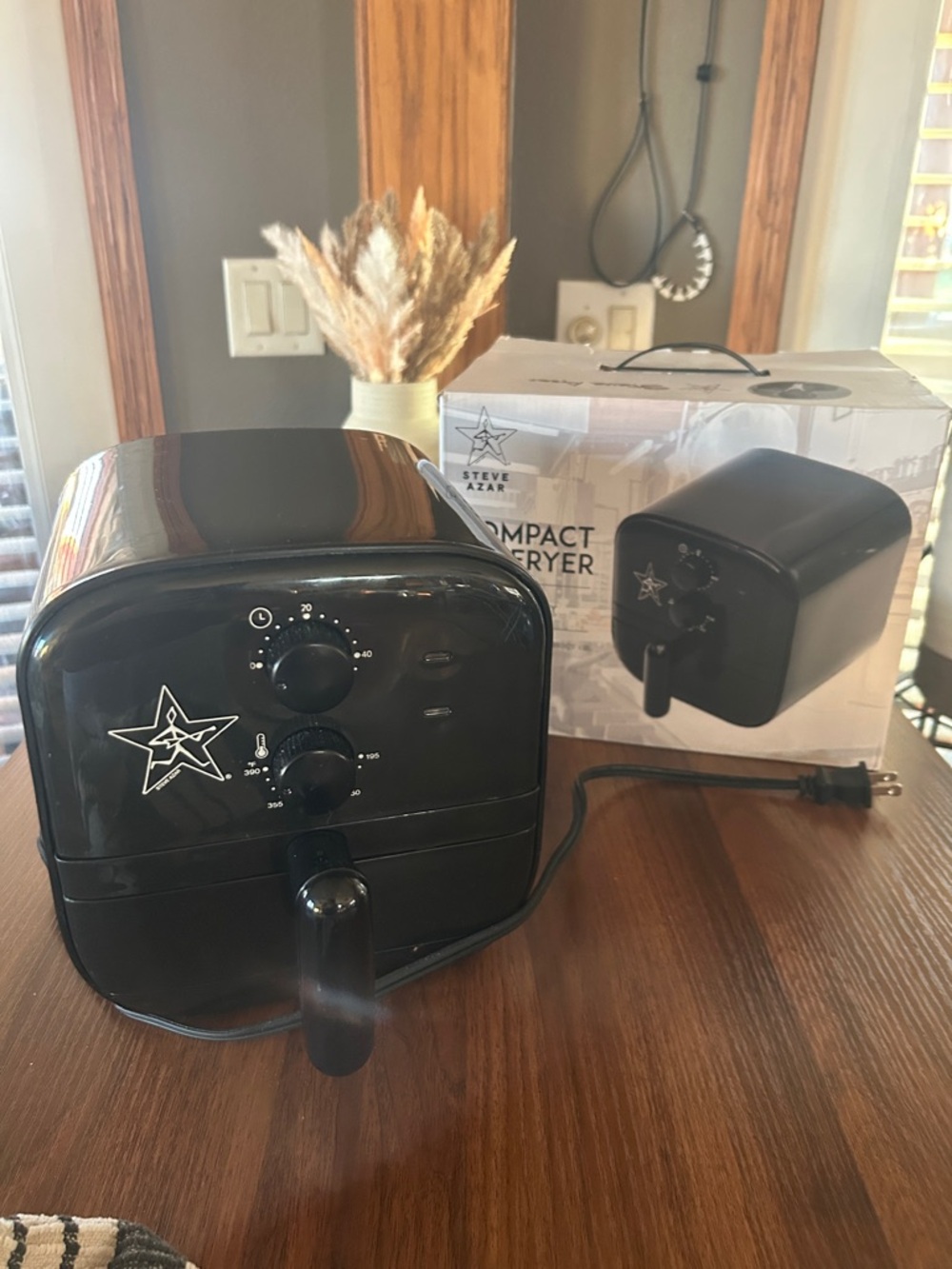 Compact Black Air Fryer